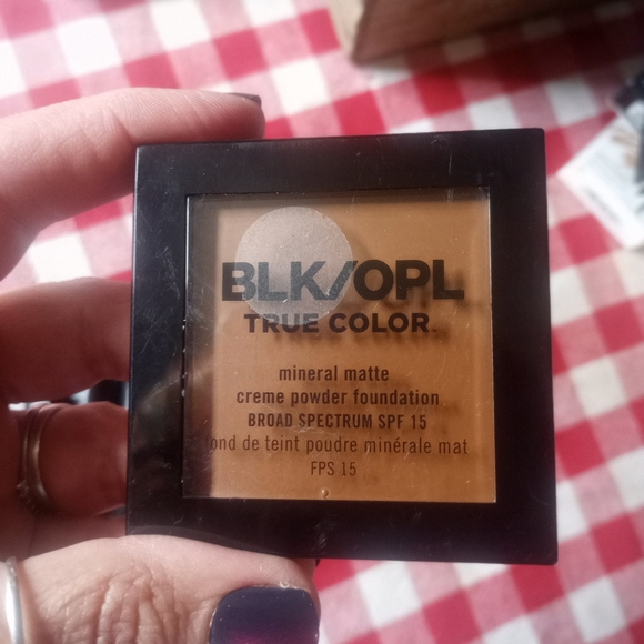 Make up lot - Picture 2 of 3